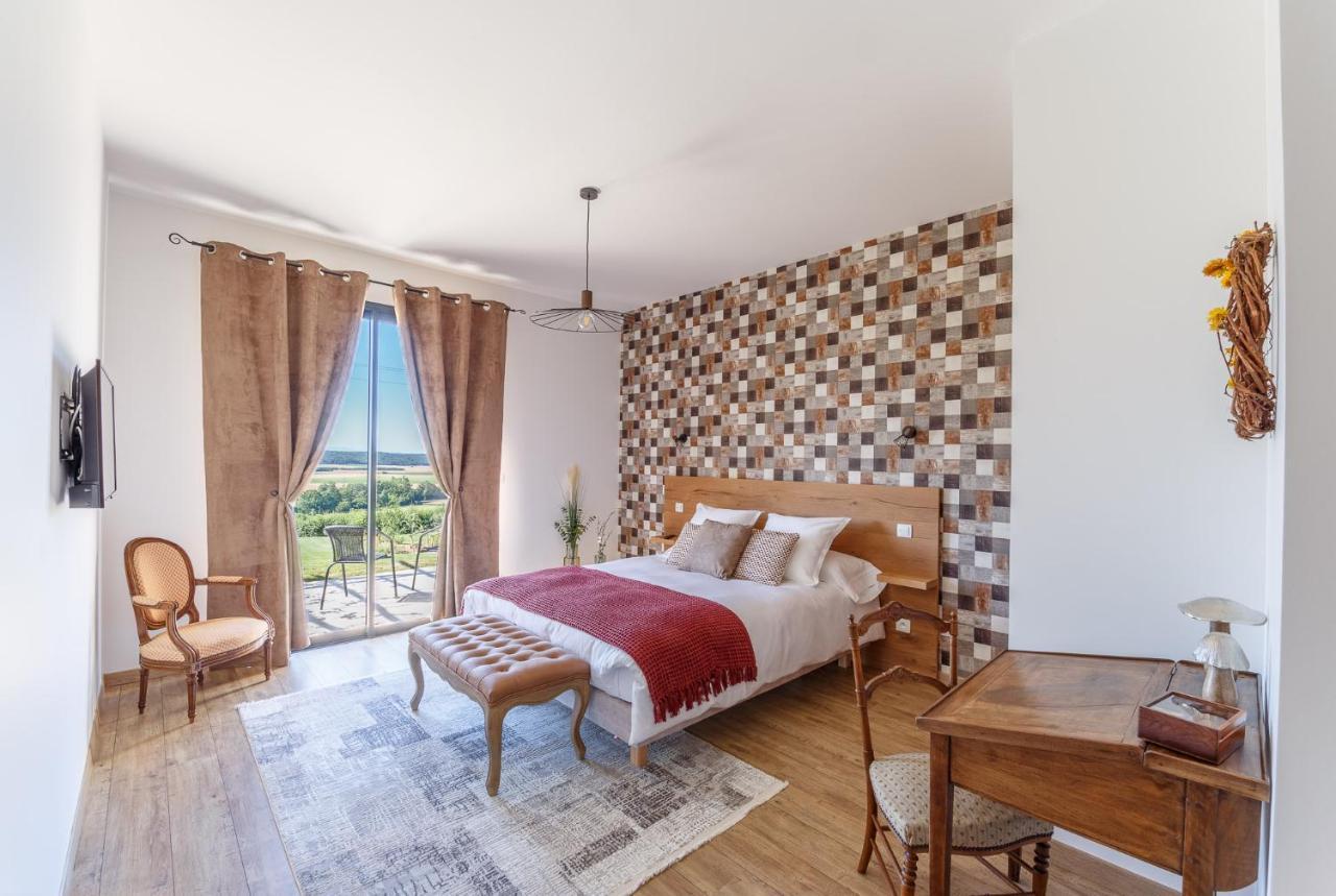 Gite Et Chambres D'Hotes - La Maison Du Grand Bossieu エクステリア 写真